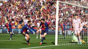 Barcelona đè bẹp Girona 4-1 trong trận đấu tại La Liga.